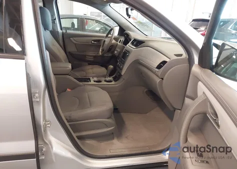 2015 Chevrolet Traverse Ls from USA, damaged, VIN 1GNKRFKD2FJ317614